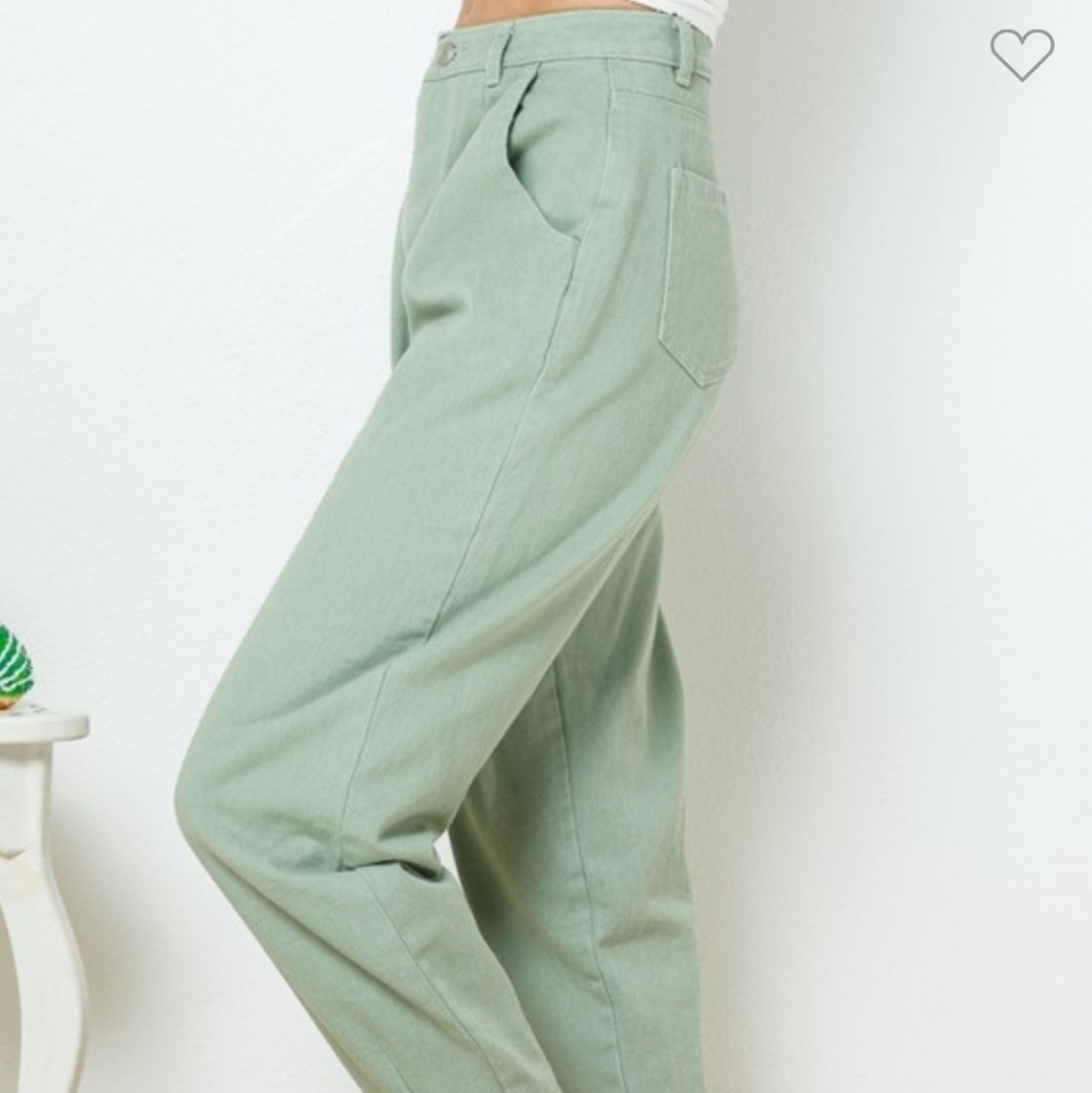Pleated Pegged Denim Washed Pants - Picture 3 of 6